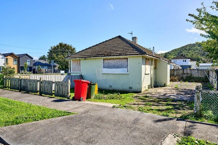 Photo of property in 262 Naenae Road, Naenae, Lower Hutt, 5011