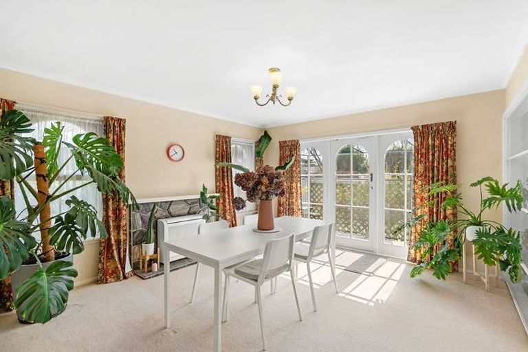 Photo of property in 6 Deepdale Street, Burnside, Christchurch, 8053