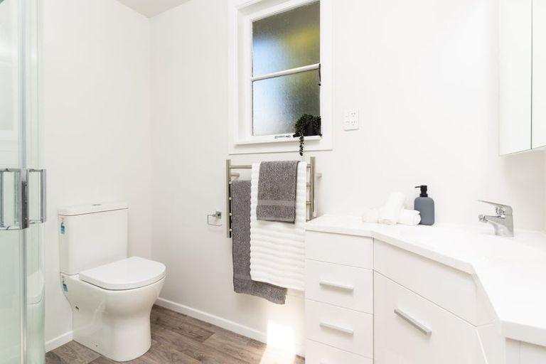 Photo of property in 36 Waihora Crescent, Waitangirua, Porirua, 5024