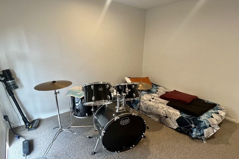 Photo of property in 7 Maraeariki Avenue, Orewa, 0931