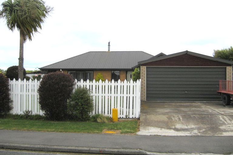 Photo of property in 36 Seadown Crescent, Amberley, 7410