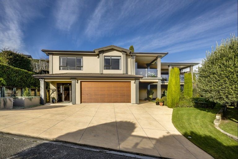 Photo of property in 36 Selwyn Road, Havelock North, 4130