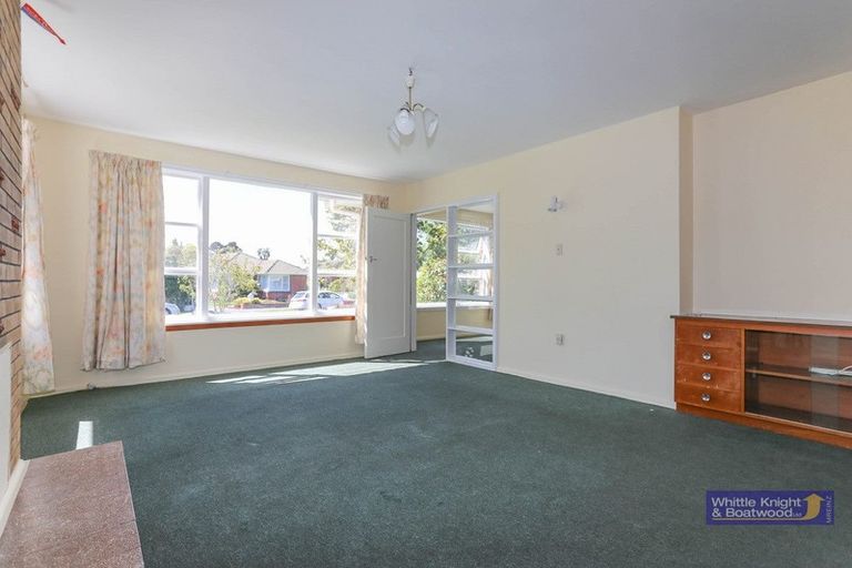 Photo of property in 8 Lochee Road, Upper Riccarton, Christchurch, 8041