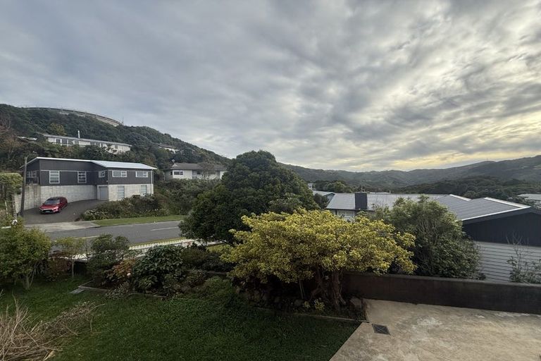 Photo of property in 282 Dowse Drive, Maungaraki, Lower Hutt, 5010
