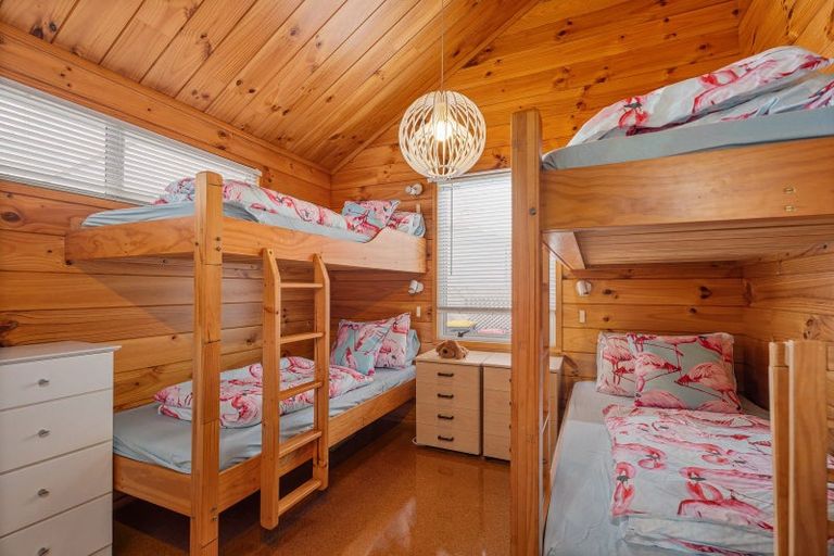 Photo of property in 32 Kennedy Park Drive, Pauanui, Hikuai, 3579