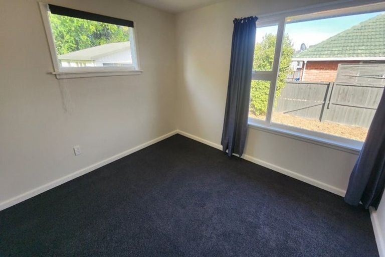 Photo of property in 50 Niven Street, Avondale, Christchurch, 8061