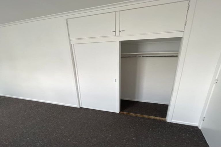 Photo of property in 3/44 East Coast Road, Milford, Auckland, 0620