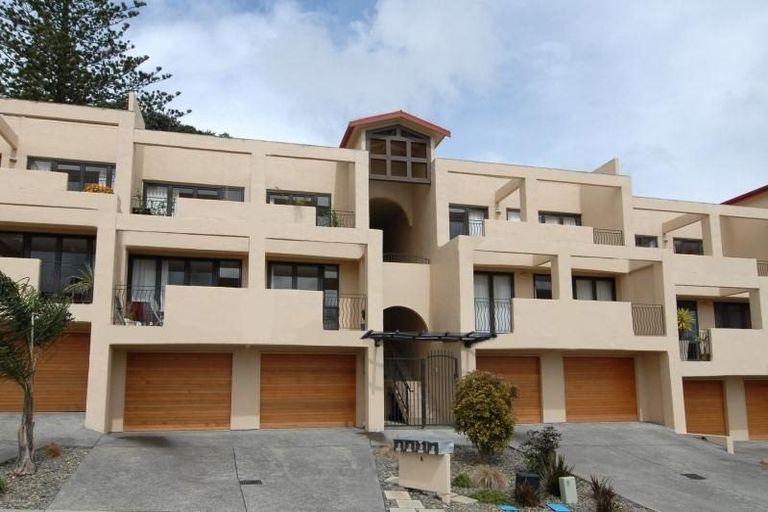 Photo of property in 5/8 Monte Cassino Place, Birkdale, Auckland, 0626