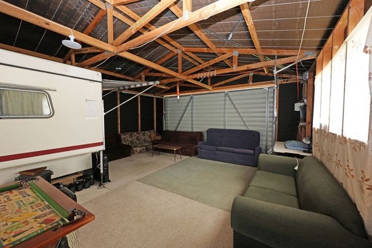 Photo of property in 13 Oakham Street, Hampden, 9410