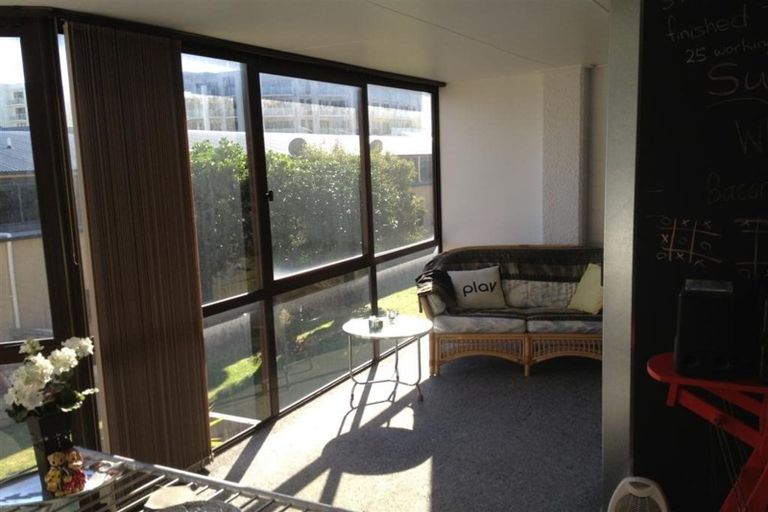 Photo of property in 40m Maunganui Road, Mount Maunganui, 3116
