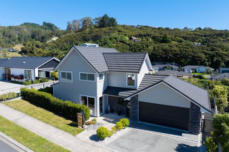 Photo of property in 187 Navigation Drive, Whitby, Porirua, 5024