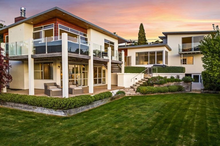 Photo of property in 497 Peninsula Road, Kelvin Heights, Queenstown, 9300