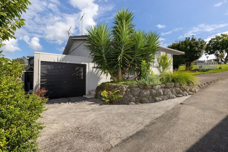 Photo of property in 17 Bell Street, Judea, Tauranga, 3110