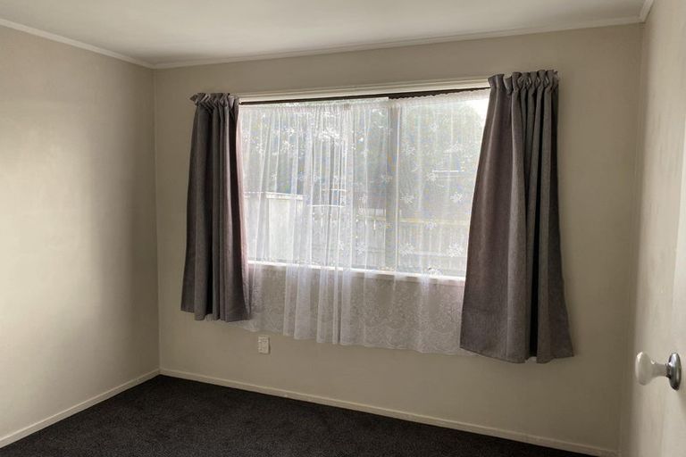 Photo of property in 18 Armada Drive, Ranui, Auckland, 0612