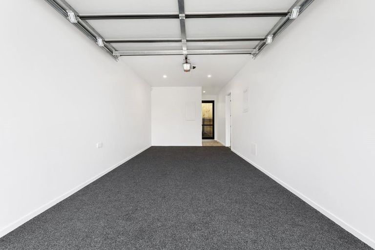 Photo of property in 30b Russell Road, Manurewa, Auckland, 2102