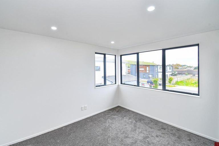 Photo of property in 39 Tapuwae Way, Mangere Bridge, Auckland, 2022