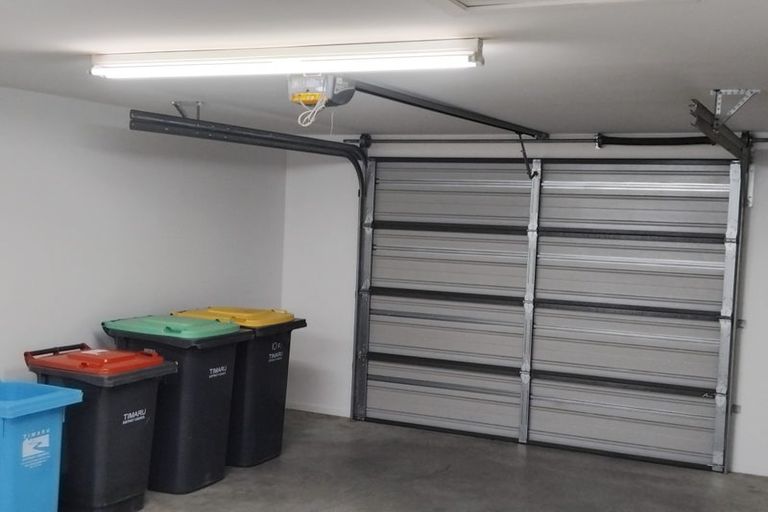 Photo of property in 1-2/10 Brunswick Street, Seaview, Timaru, 7910