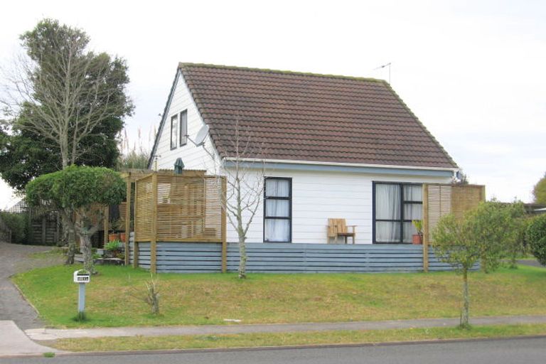 Photo of property in 121a Mayfair Avenue, Whangamata, 3620