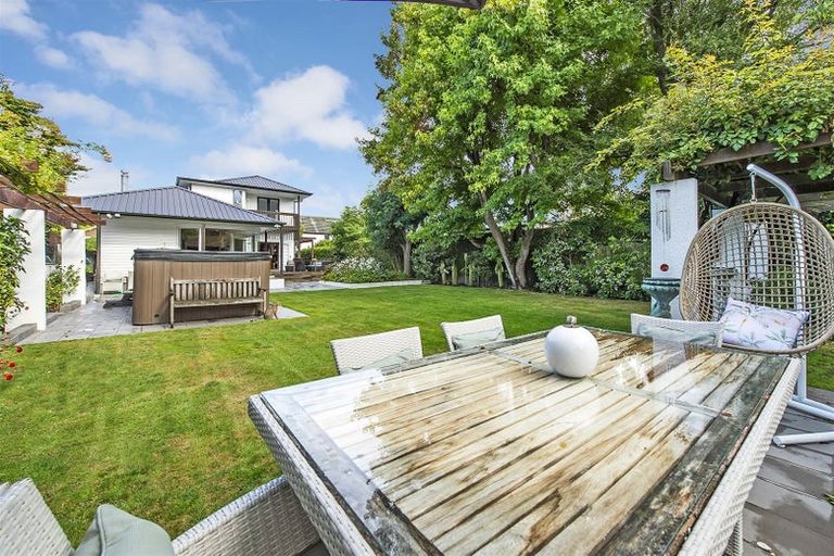 Photo of property in 36 Jacksons Road, Lyttelton, 8082