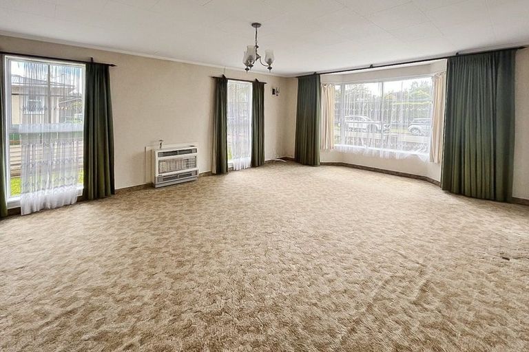 Photo of property in 4 Woodfield Avenue, Roslyn, Palmerston North, 4414