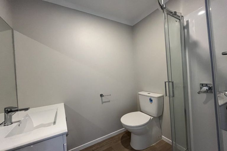 Photo of property in 11/125b Metcalfe Road, Ranui, Auckland, 0612