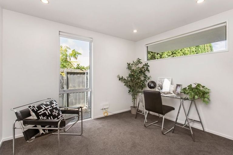 Photo of property in 4 Lantern Lane, Halswell, Christchurch, 8025