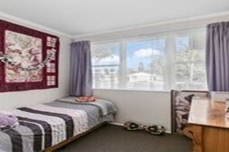Photo of property in 5 Cooper Place, Papakura, 2110