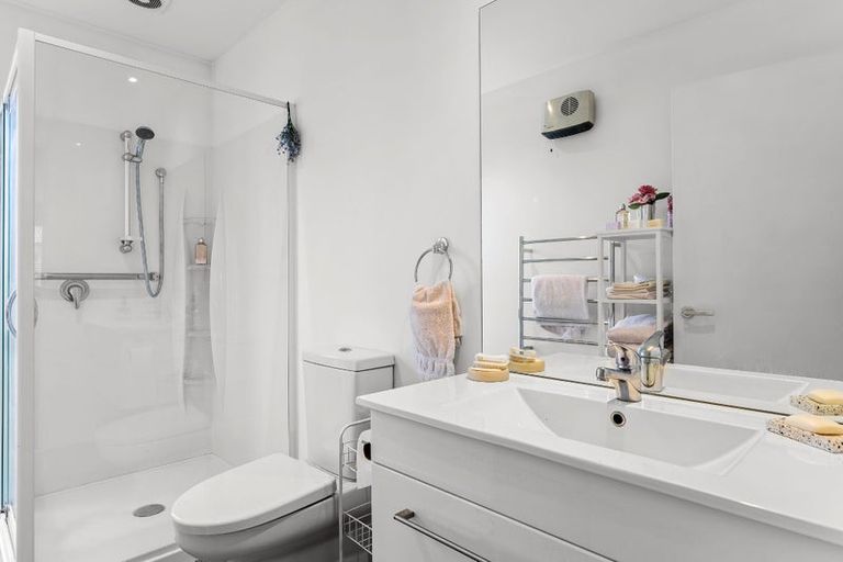 Photo of property in 3/78 Marshland Road, Shirley, Christchurch, 8061