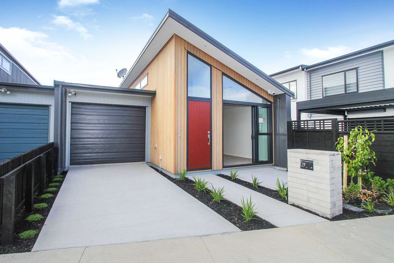 Photo of property in 29 Wallace Road, Ranui, Auckland, 0612