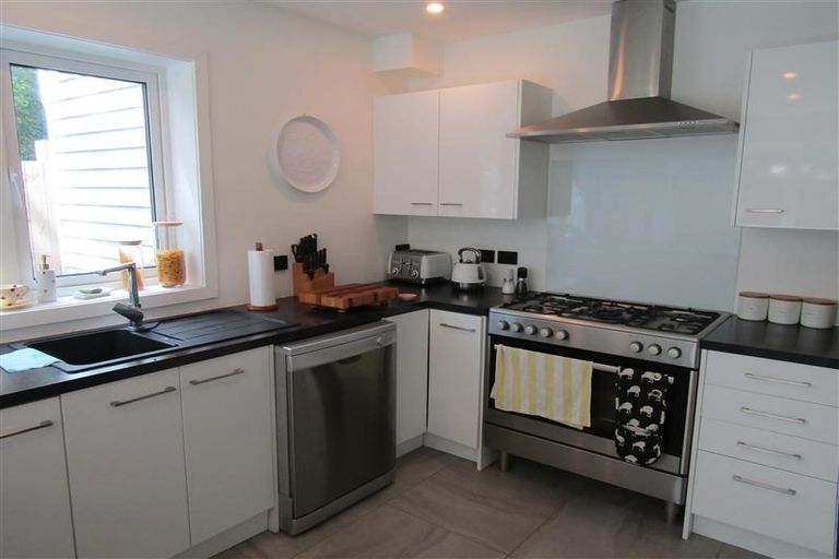 Photo of property in 34b Birch Terrace, Birchville, Upper Hutt, 5018