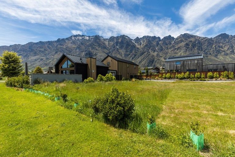 Photo of property in 10 Soudley Court, Jacks Point, Queenstown, 9371