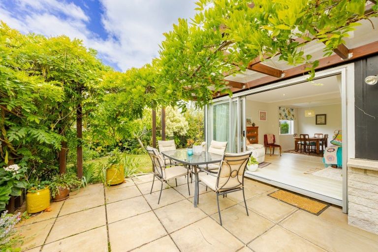 Photo of property in 2 Nicholas Street, Taradale, Napier, 4112