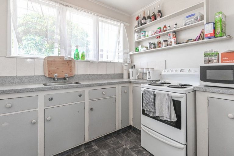 Photo of property in 14 Deal Crescent, Flaxmere, Hastings, 4120