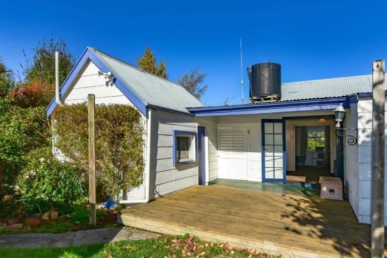 Photo of property in 3028 Coaltrack Road, Coalgate, 7673