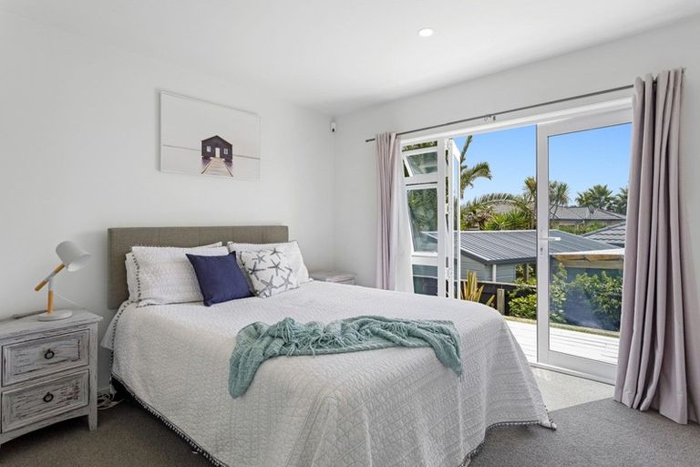 Photo of property in 32a Ohuirehe Road, Coastlands, Whakatane, 3120