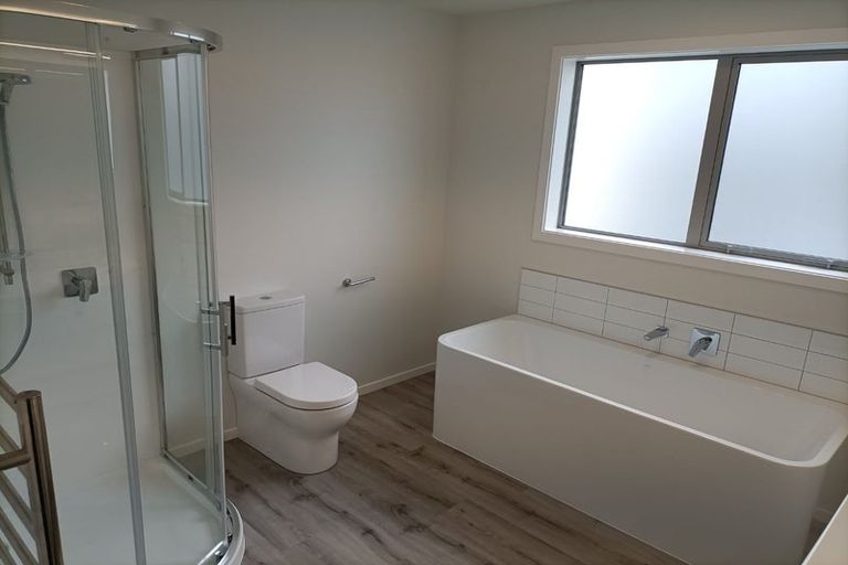 Photo of property in 1 Cartographer Way, Whitby, Porirua, 5024