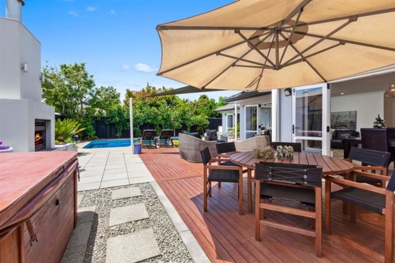 Photo of property in 71 Keepa Close, Papamoa Beach, Papamoa, 3118