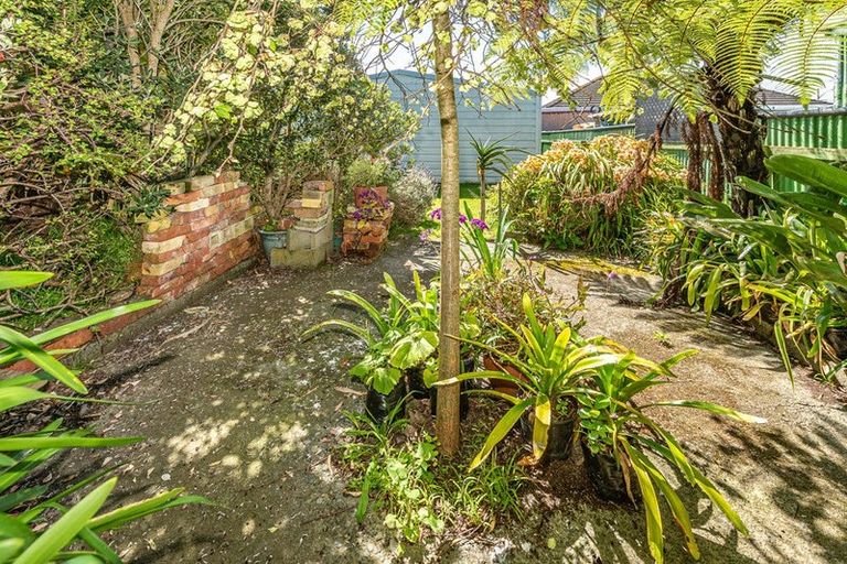 Photo of property in 141 Puriri Street, Castlecliff, Whanganui, 4501