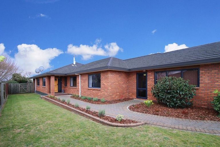 Photo of property in 4 Elmbridge Place, Owhata, Rotorua, 3010
