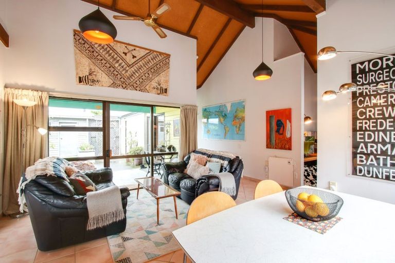 Photo of property in 2/6 Sanders Avenue, Marewa, Napier, 4110