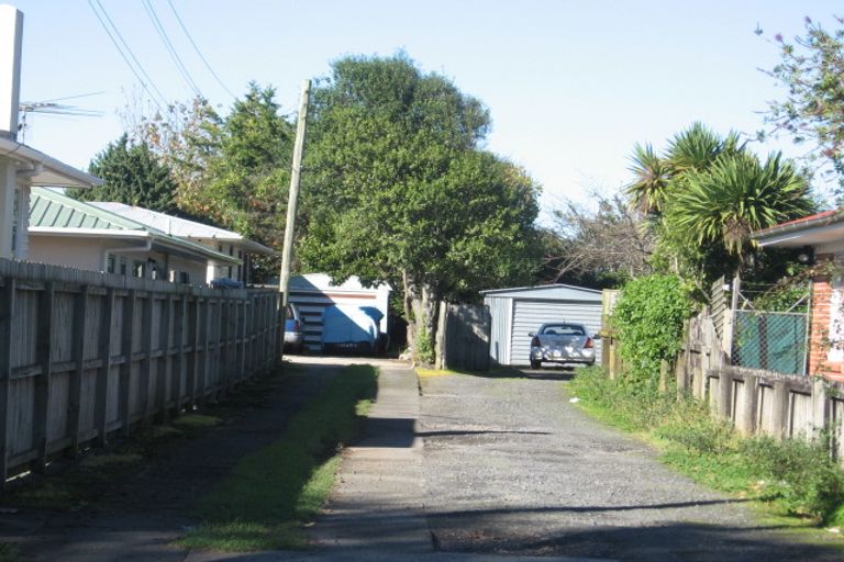 Photo of property in 2/15 Deveron Road, Manurewa, Auckland, 2102