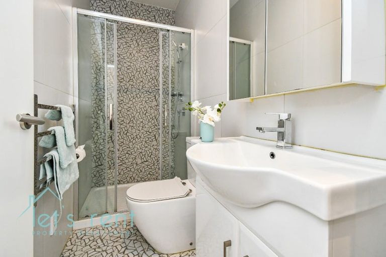 Photo of property in 5 Pasla Close, Papakura, 2110