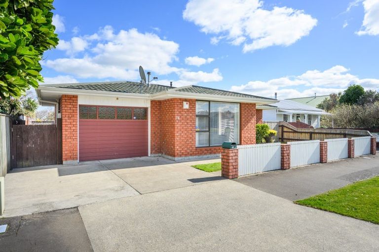 Photo of property in 74 Albert Street, Palmerston North, 4414