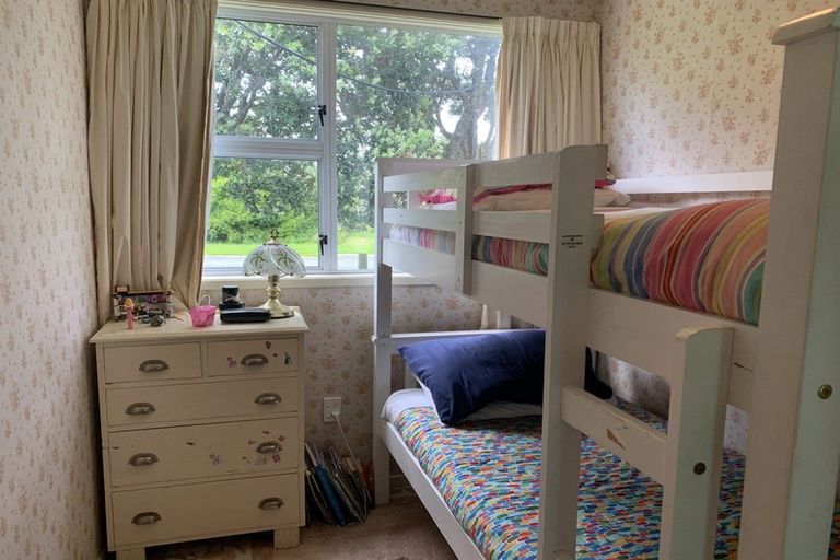 Photo of property in 19 Waetford Road, Matapouri, Whangarei, 0173