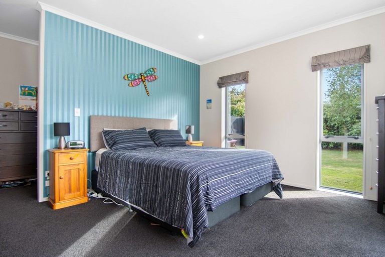 Photo of property in 9 Allgood Place, Rototuna North, Hamilton, 3210