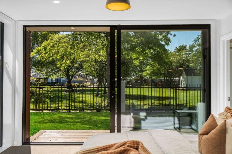 Photo of property in 10 Saint James Place, Rangiora, 7400