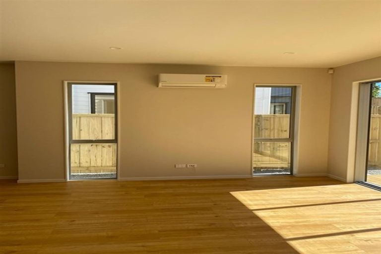 Photo of property in 71c Glenmore Road, Sunnyhills, Auckland, 2010