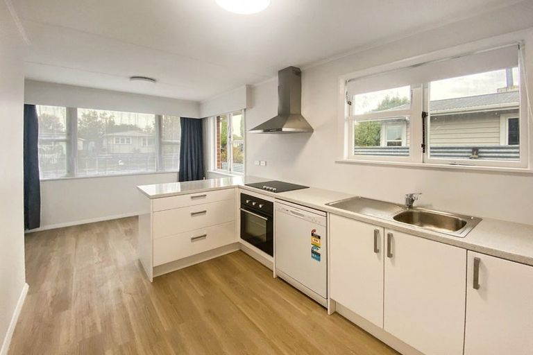 Photo of property in 30 Pembroke Street, Highbury, Palmerston North, 4412