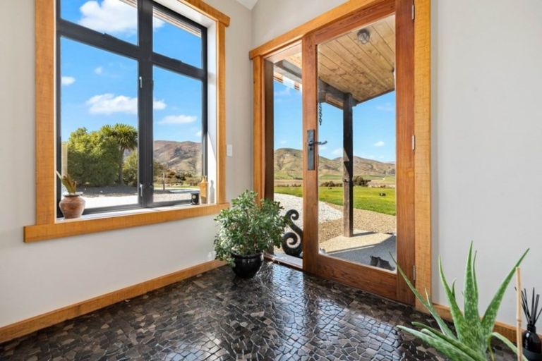 Photo of property in 86 Riverview Road, Queensberry, Cromwell, 9383