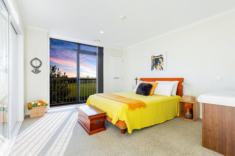 Photo of property in 34 Squadron Drive, Hobsonville, Auckland, 0616